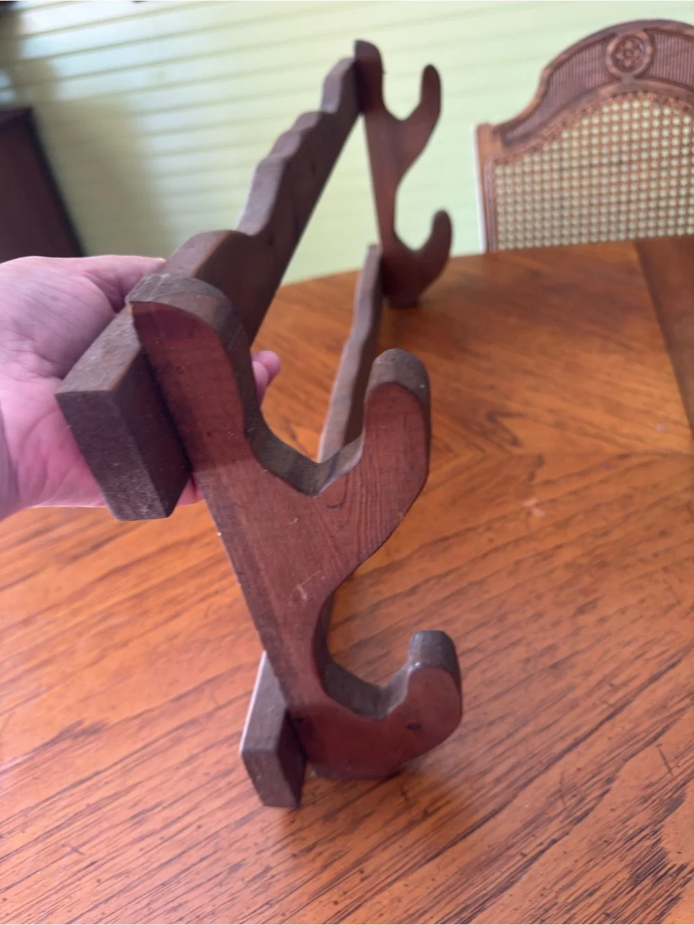 Vintage Wooden Wall-Mounted Rifle Rack – Holds 2 Pieces – Rustic Display Stand